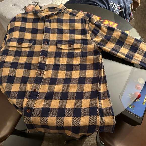 Size large Faherty long sleeve polo 10/10 condition - Picture 1 of 4